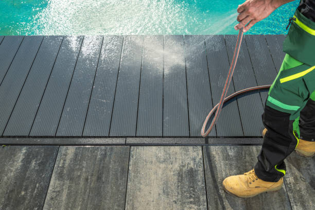 Best Deck Pressure Washing  in Williams, OR
