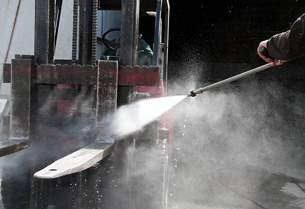 Best Garage Pressure Washing  in Williams, OR